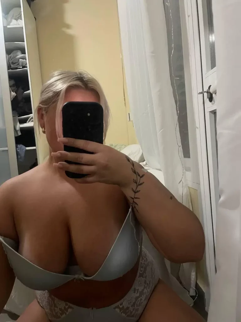 200 Likes & My🍒🍒 are Ready to Play! Who Wants a Peek? 😈
