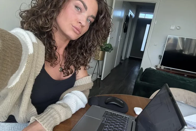 37 and Still Turning Heads: This Juicy Pussy Is Hot, Yummy, and Breedable