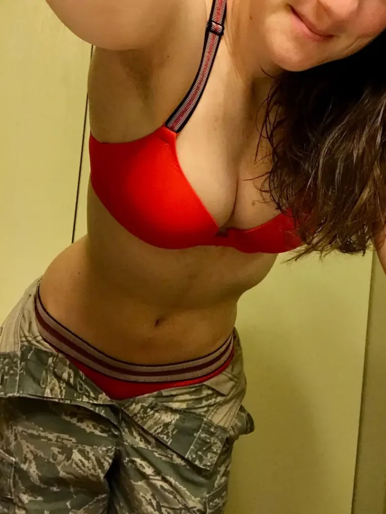ABU Beauty: Gorgeous Body, Wanna See More? 😉