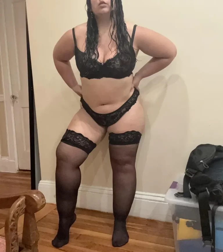 All Black Perfection: Curves, Lace, and Thigh Highs 🔥😍