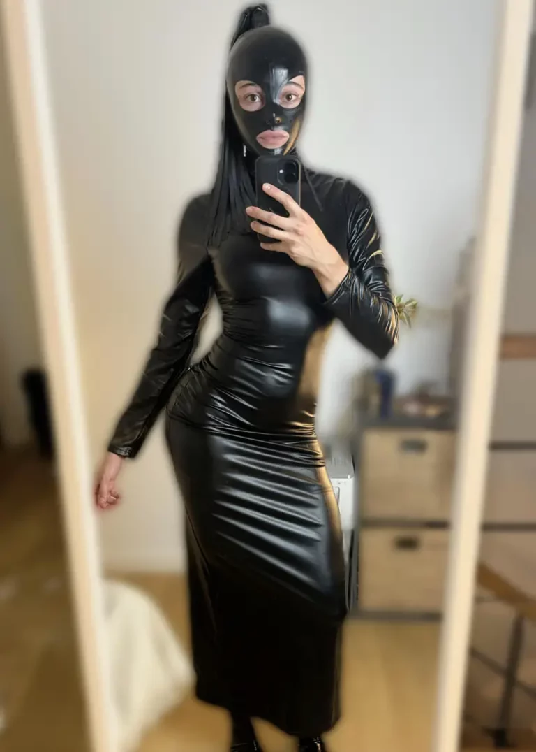 Beaming Latex Goddess: Kneel for Me, or I'll Put You There!