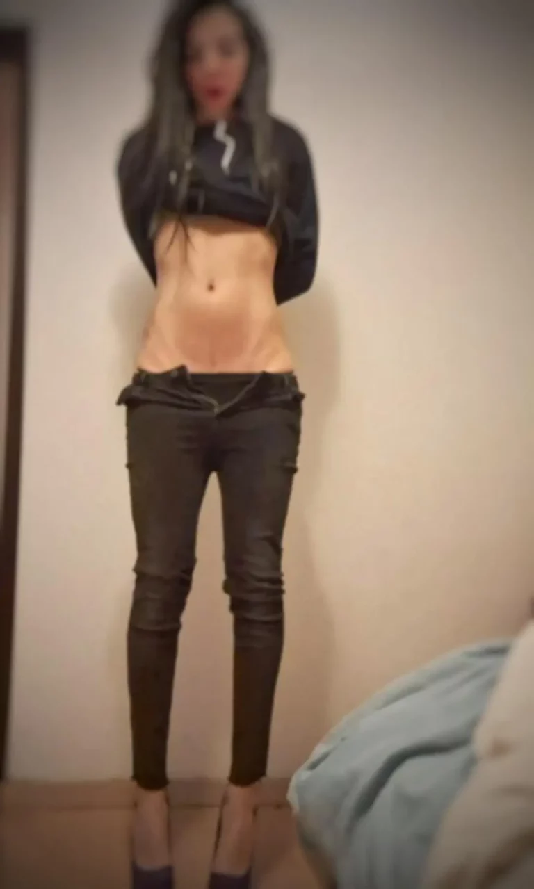 Belly Perfection & Hip Bones That Drive You Wild (OC) 😉