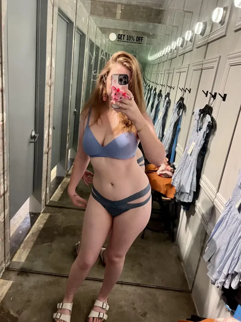Blue Babe is Back: Stunning & Sexy (And Ready to Play)