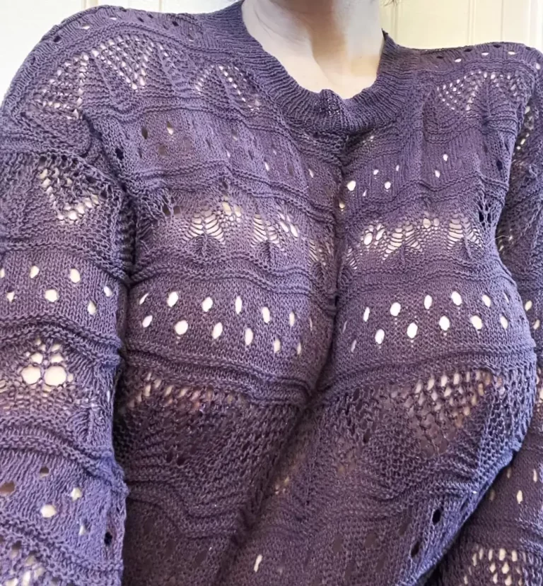 Boss Babe's Breasts in That Top: You Like? 🔥