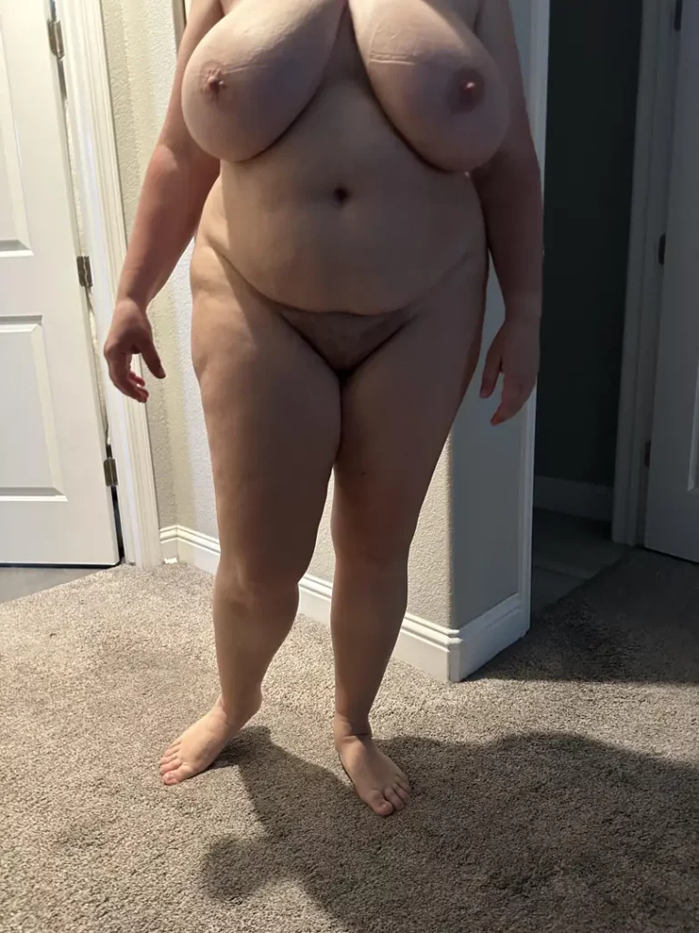 Cheeks & Curves: Bury Me In That Ass 🤤