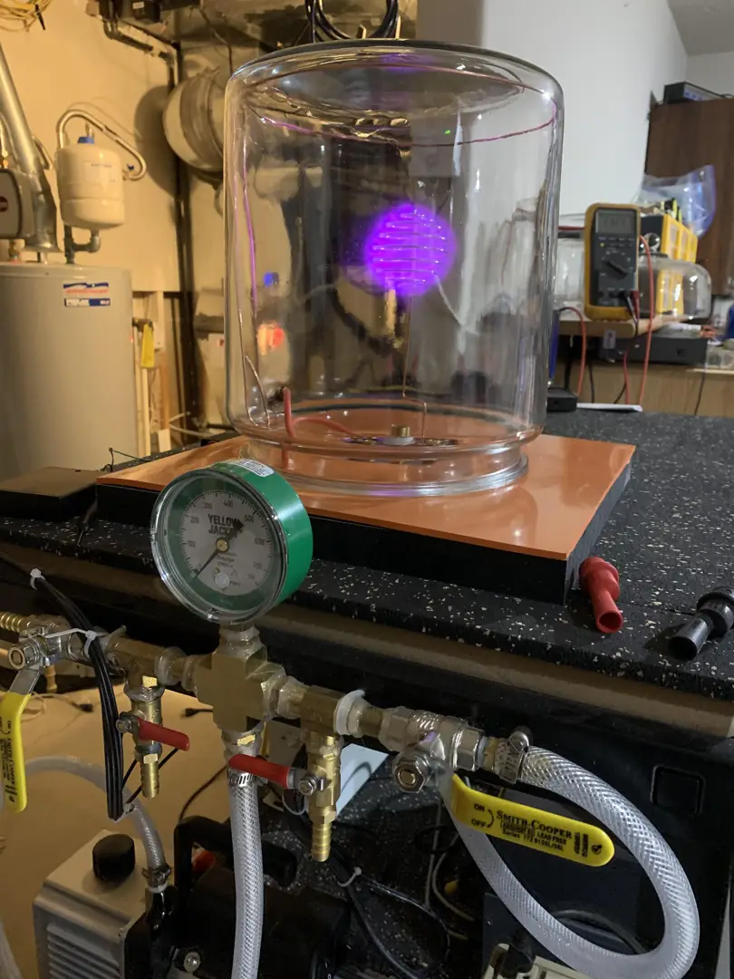 Deep Vacuum Desires: Dad’s High Voltage Shaker Cup Balls Are Making Me Throb For Science