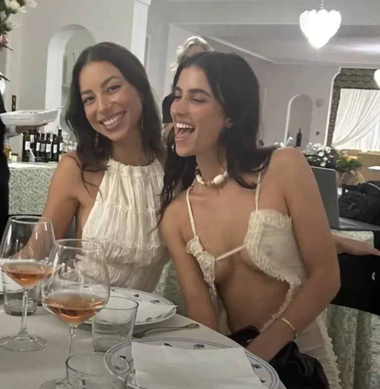 Dinner: Wowsa! That Outfit is Freakin' Hot! 🔥