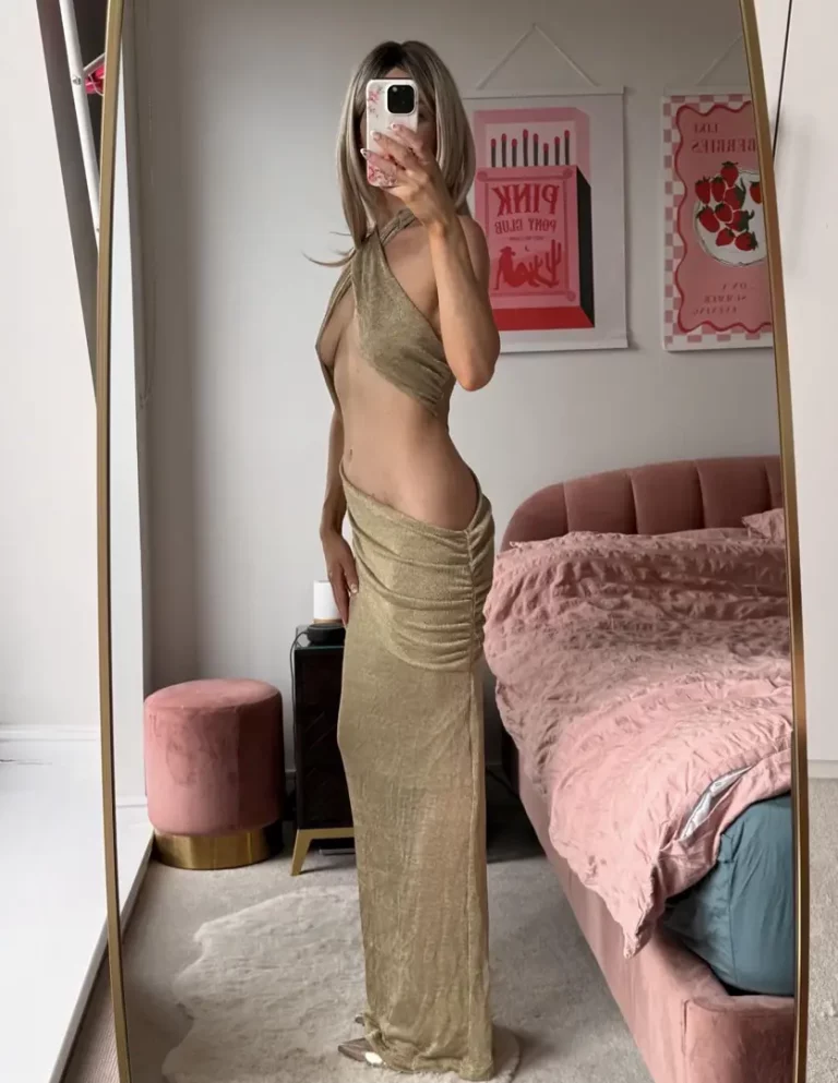 Dress or Undress? You Tell Me, Babe 😉😈🔥