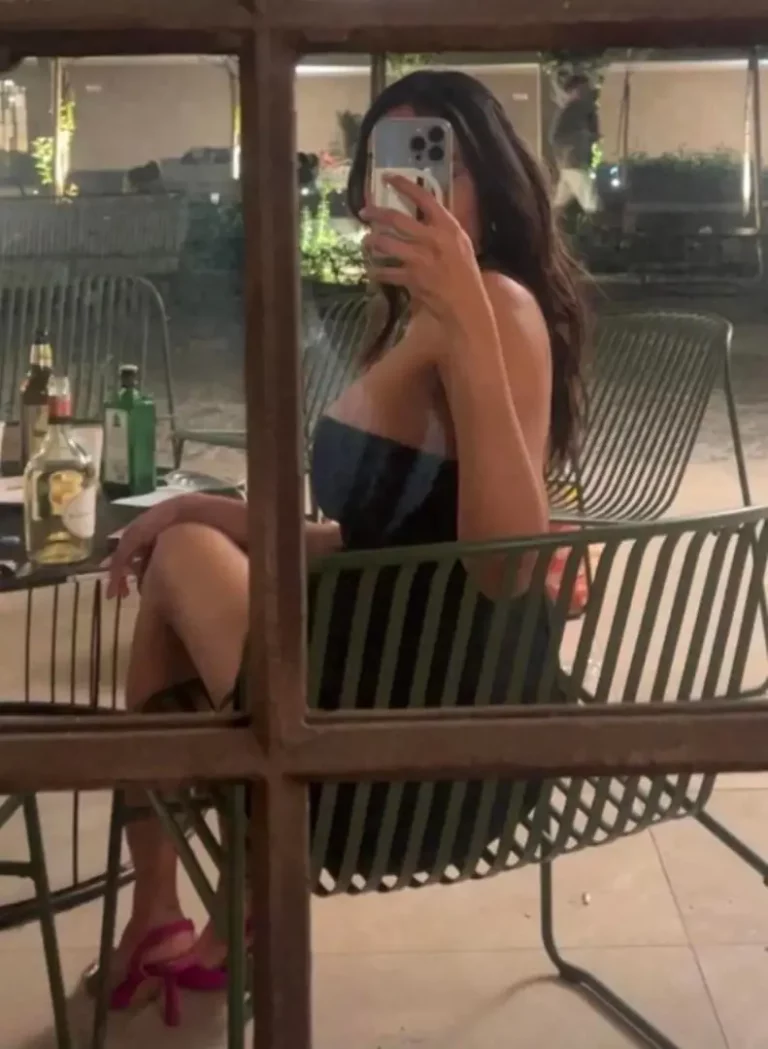 Emerald Dreams & Sideboob Bliss: Are You Ready?