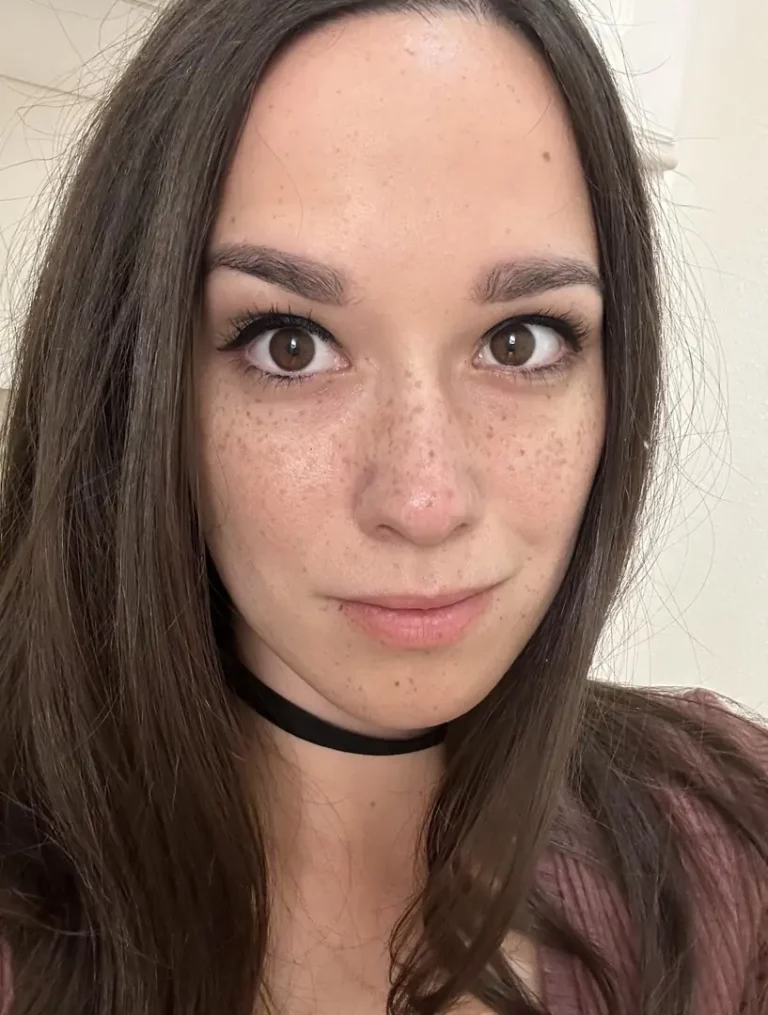 Freckled Face & Those Eyes: You’re Making Me Blush! 🥵💦