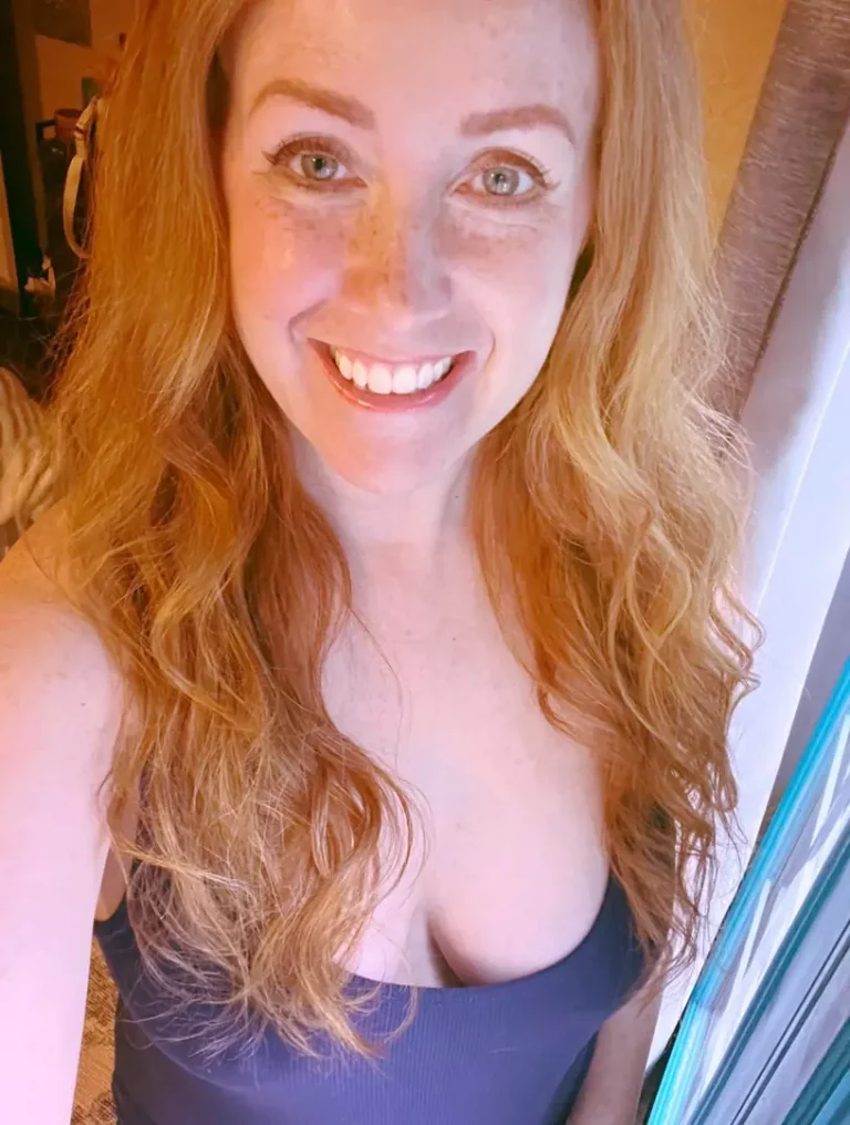 Freckled Ginger Goddess Gets Sun-Kissed & Ready To Play