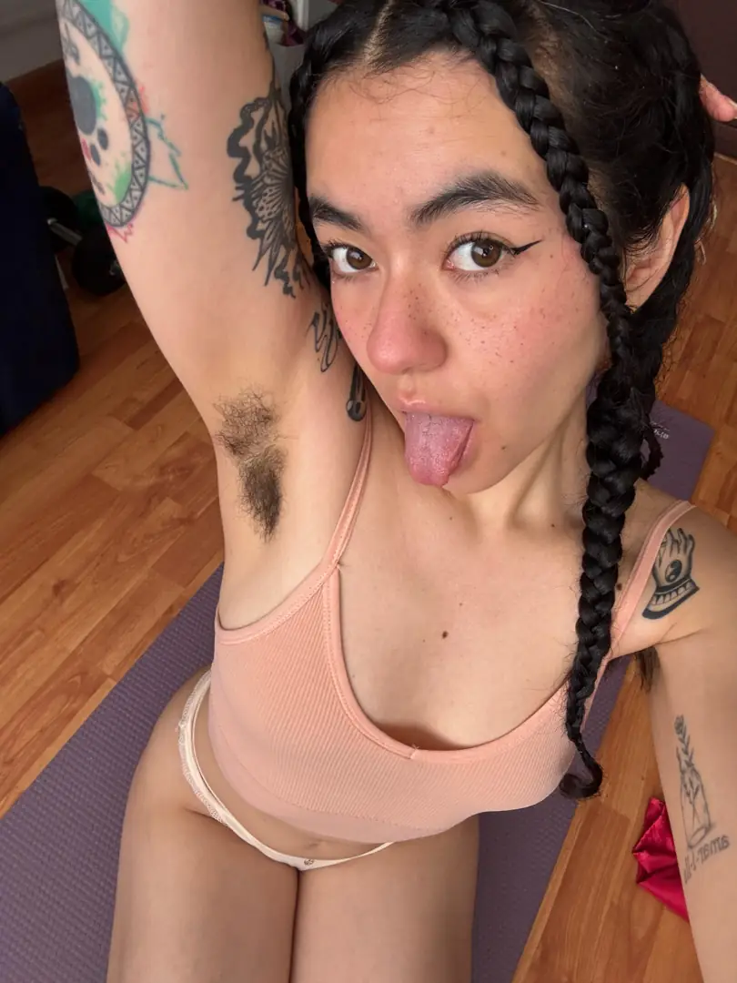 Heavenly Pits & Addictive Scents: Come Get a Taste