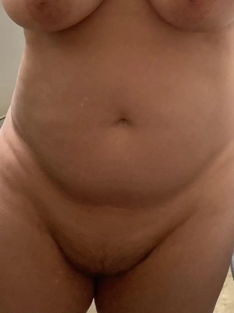 Hot Mound, Delicious Curves, Yum!