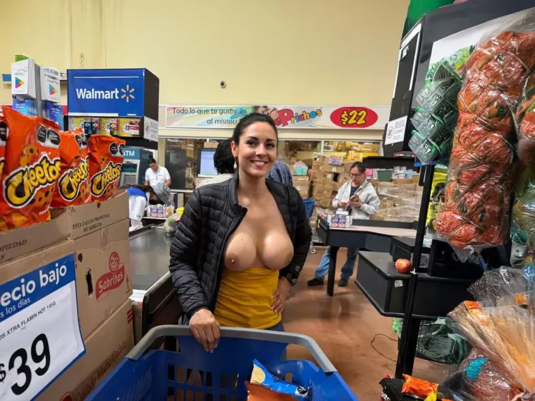 I'm Your Hot Girl Walk - Let Me Show You My View!