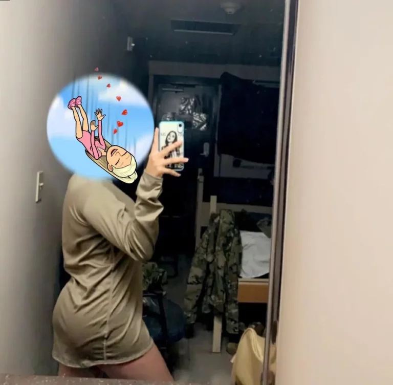 Military Babe Tempts - Wanna See What I Got? 😈