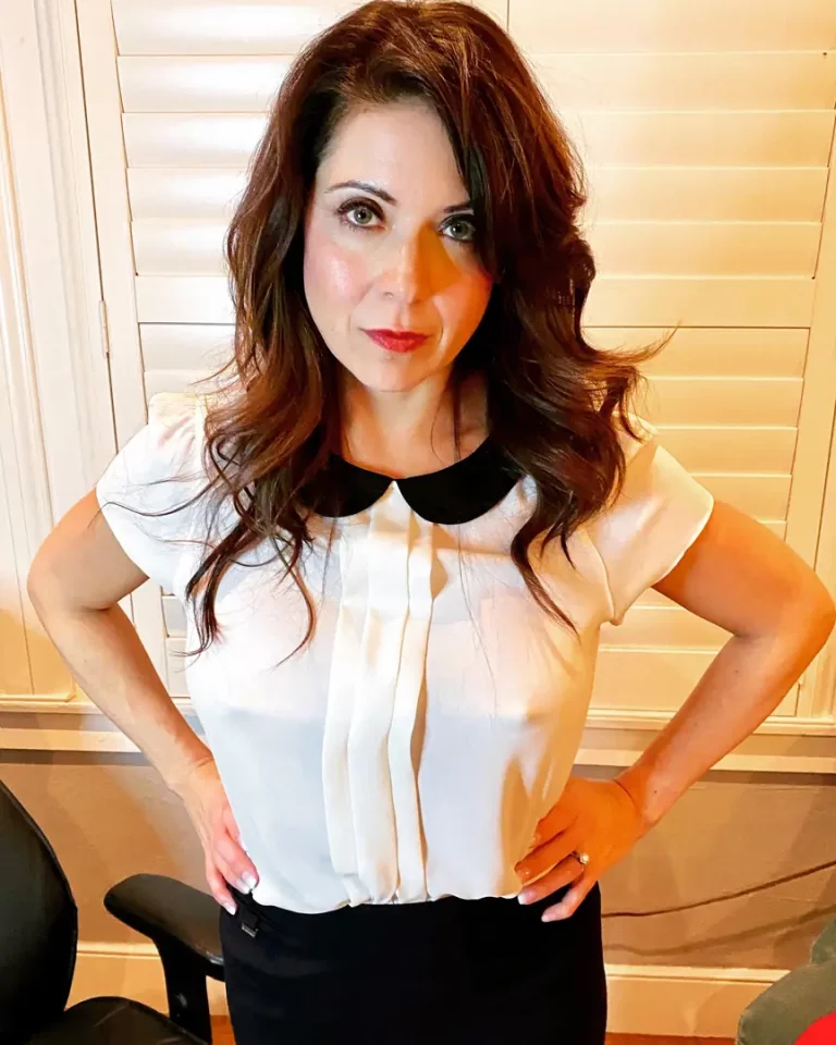 Mistress Boss: My Desire, Your Command