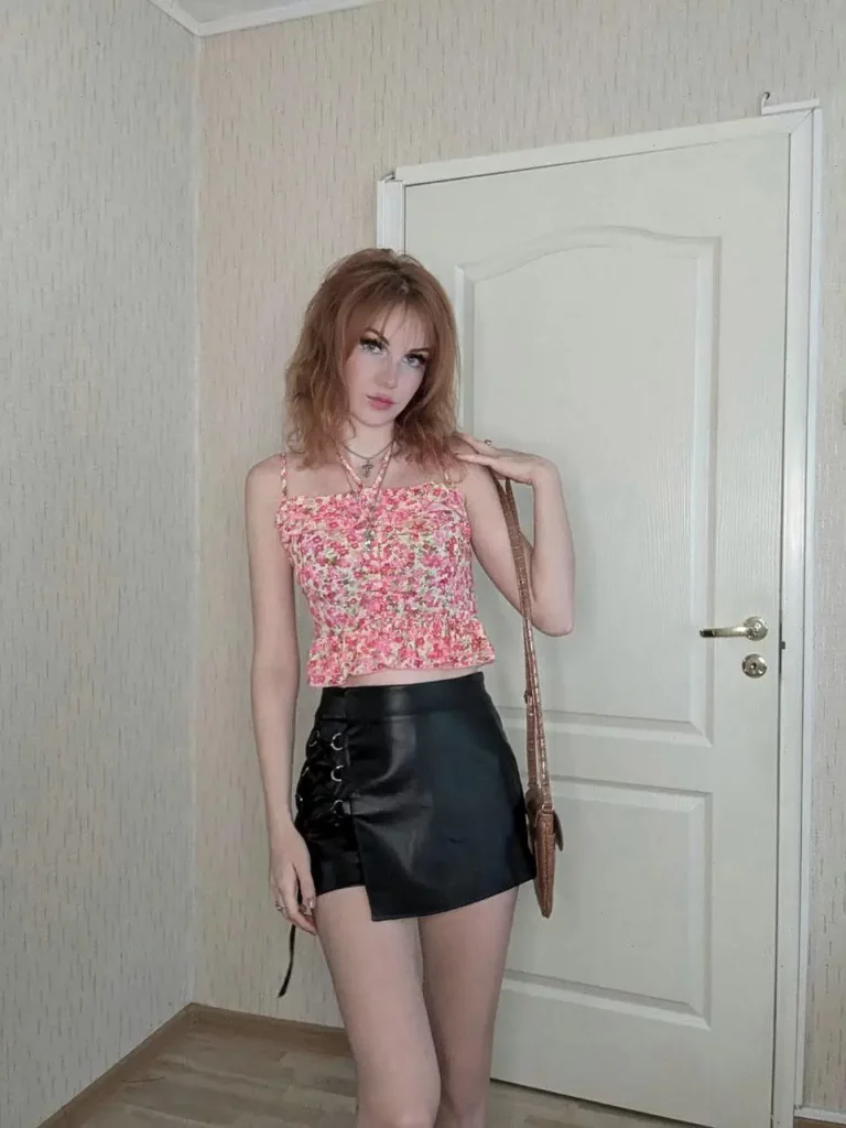 My Outfit Made Them Beg to Dance – They Couldn't Resist Me in a Heartbeat!