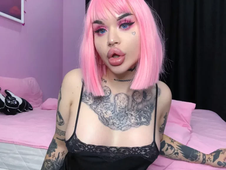 My Sensuous Lips, Pink Hair, and Pillow-Soft Cockpads: A Delicious Feast