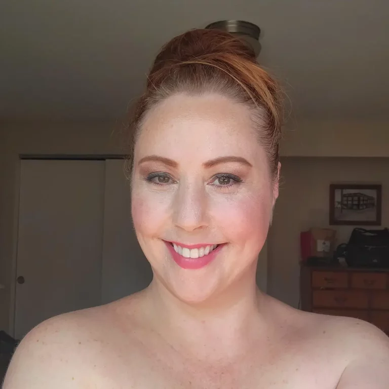 Neck Kisses & Gorgeous Frex: Ready or Not?