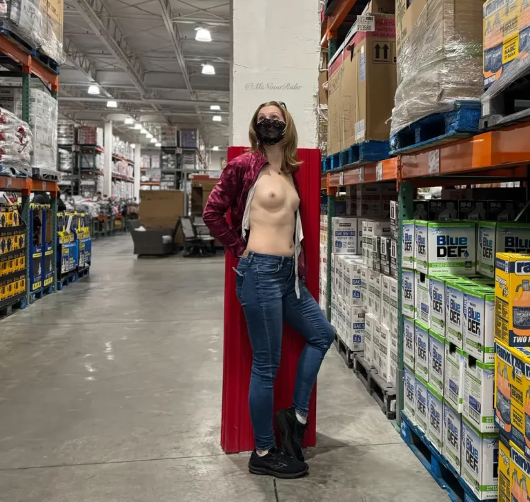 Out Shopping & Showing Off Those Amazing Tits!