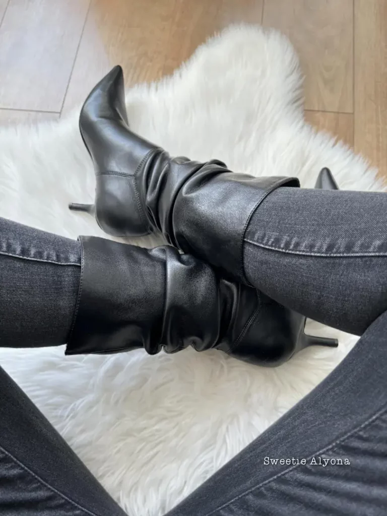 Pure Perfection: My Hypnotizing Boots & Tight Jeans