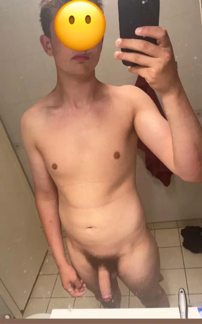 Rate My Face & Body, Baby! 9/10? (See for Yourself!)