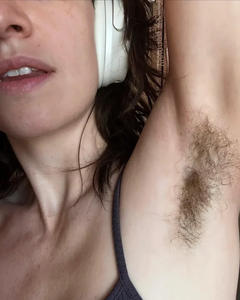 Redhead's Heavenly Armpits & Red Pubes: Let it Grow, Breed & Devour!