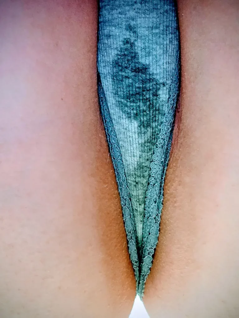 Sit On Me Daddy? 🤤 Delicious Pussy Ready For You