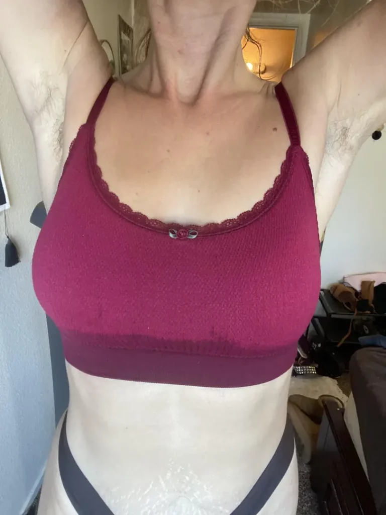 Spicy Pits & Sweat: Wanna Sniff & Lick?