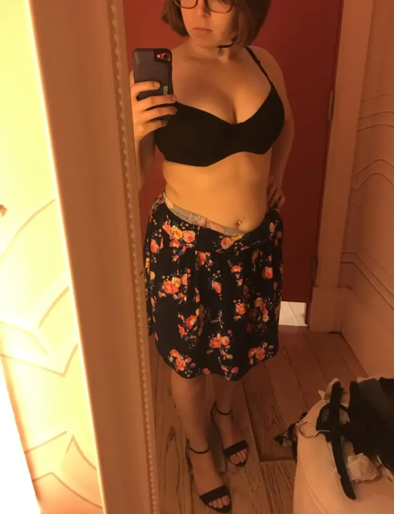 Strapless Tease: Waist-High and Ready
