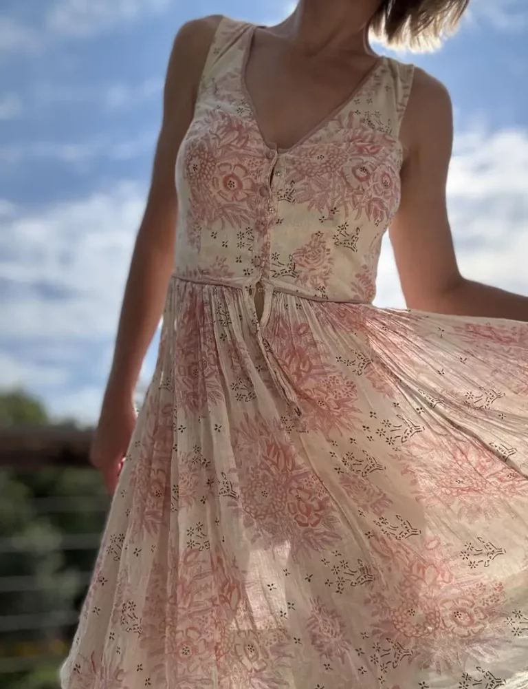 That See-Through Sundress View: My Secret Garden Peeking