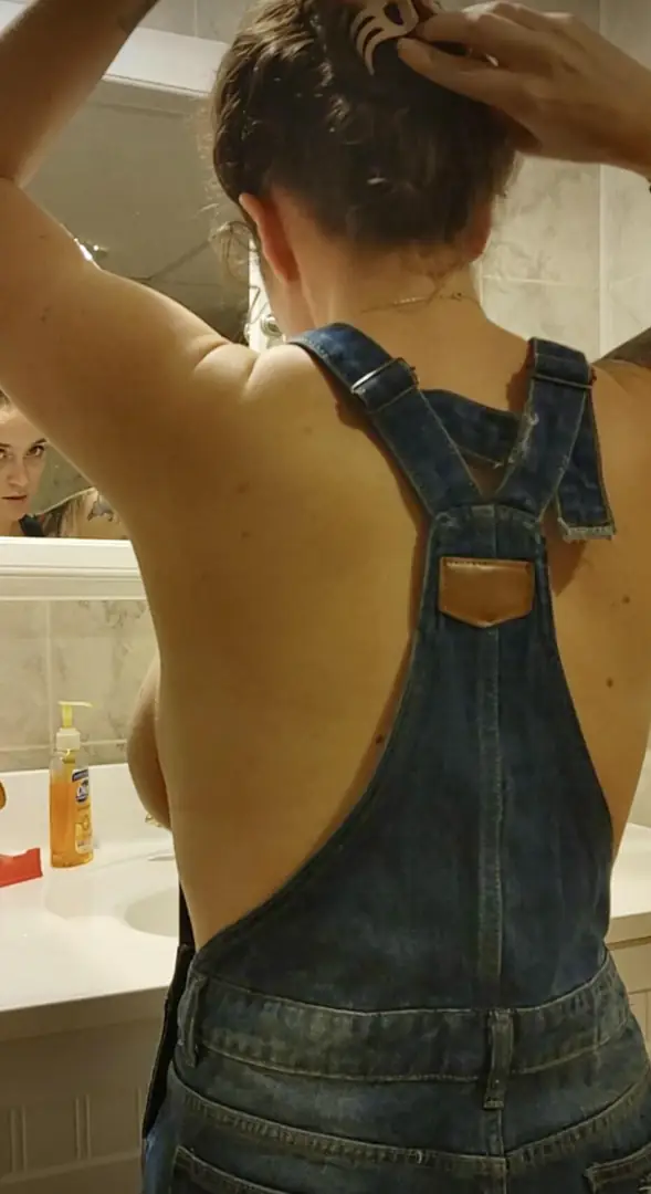 That Sideboob Peek Will Make You Cum