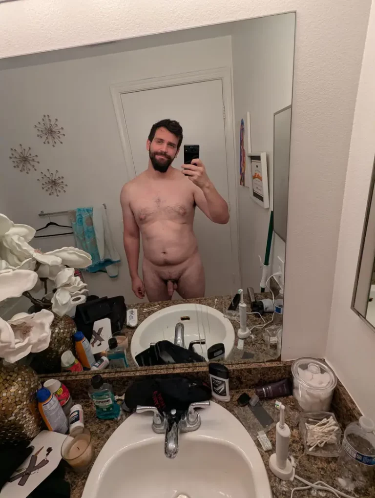 Thick Thighs, Plump Boobs, and a Bush to Drive You Wild