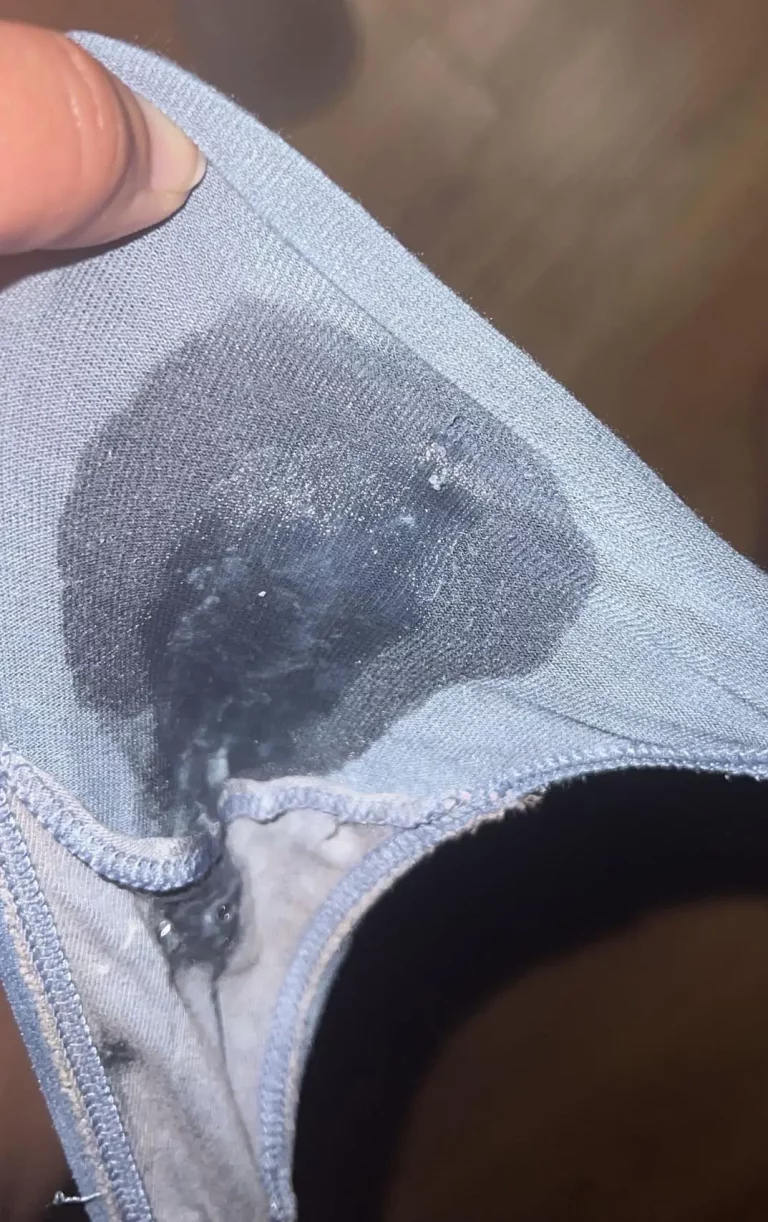 Wet Spot Yum, So Fucking Hot! 🤤