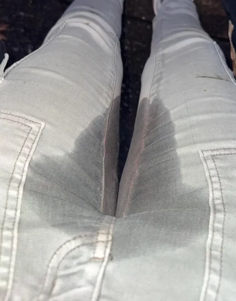 Wet & Horny at the Store! You Want to Taste My Piss?