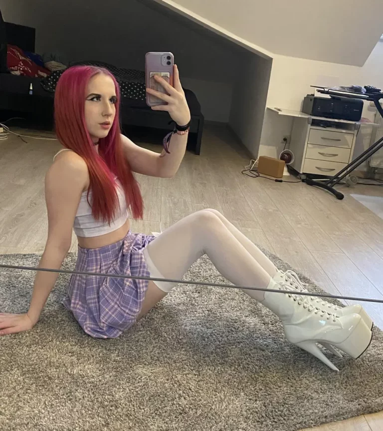 White Heels & Wow: Sehr Sexy & Hot Combo!