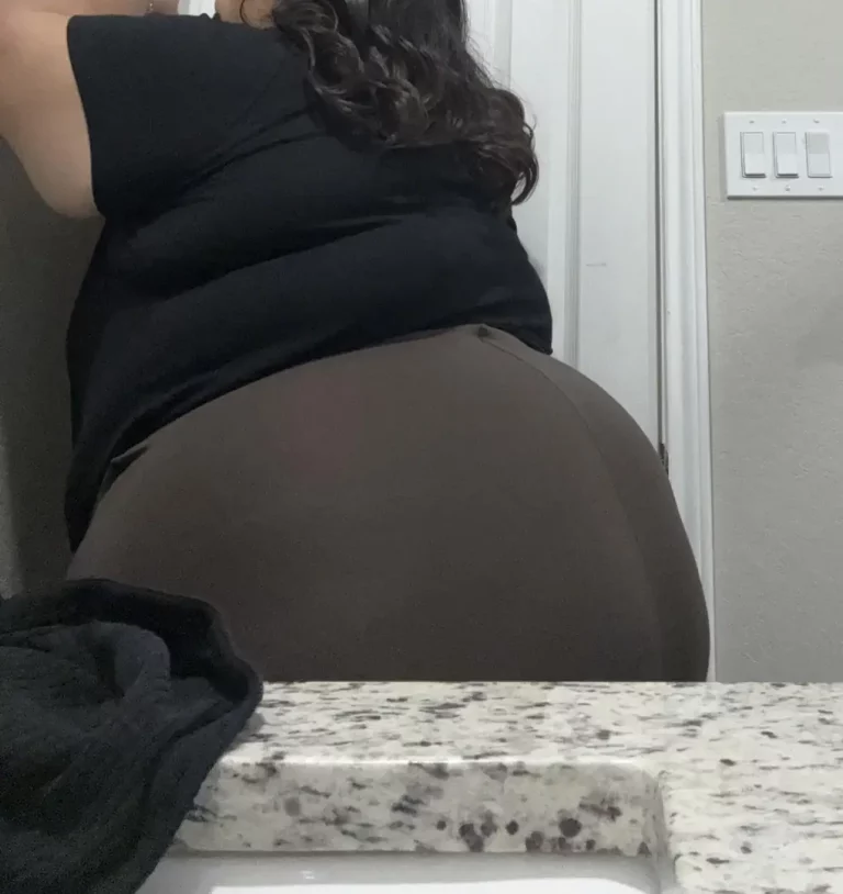 Worship This Ass, Mommy's Ready 💋